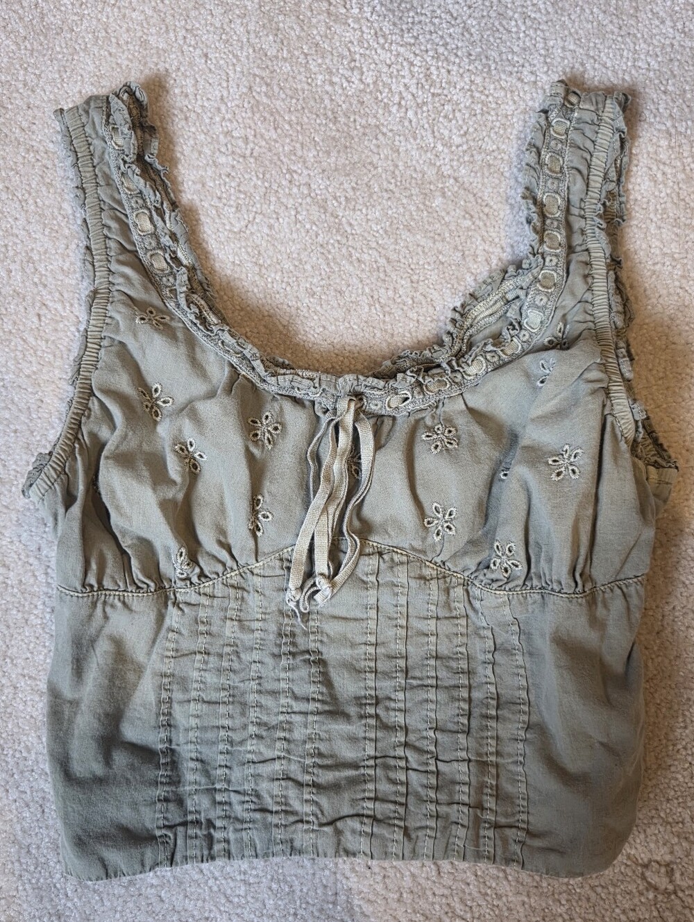American Eagle olvie green cropped tank top